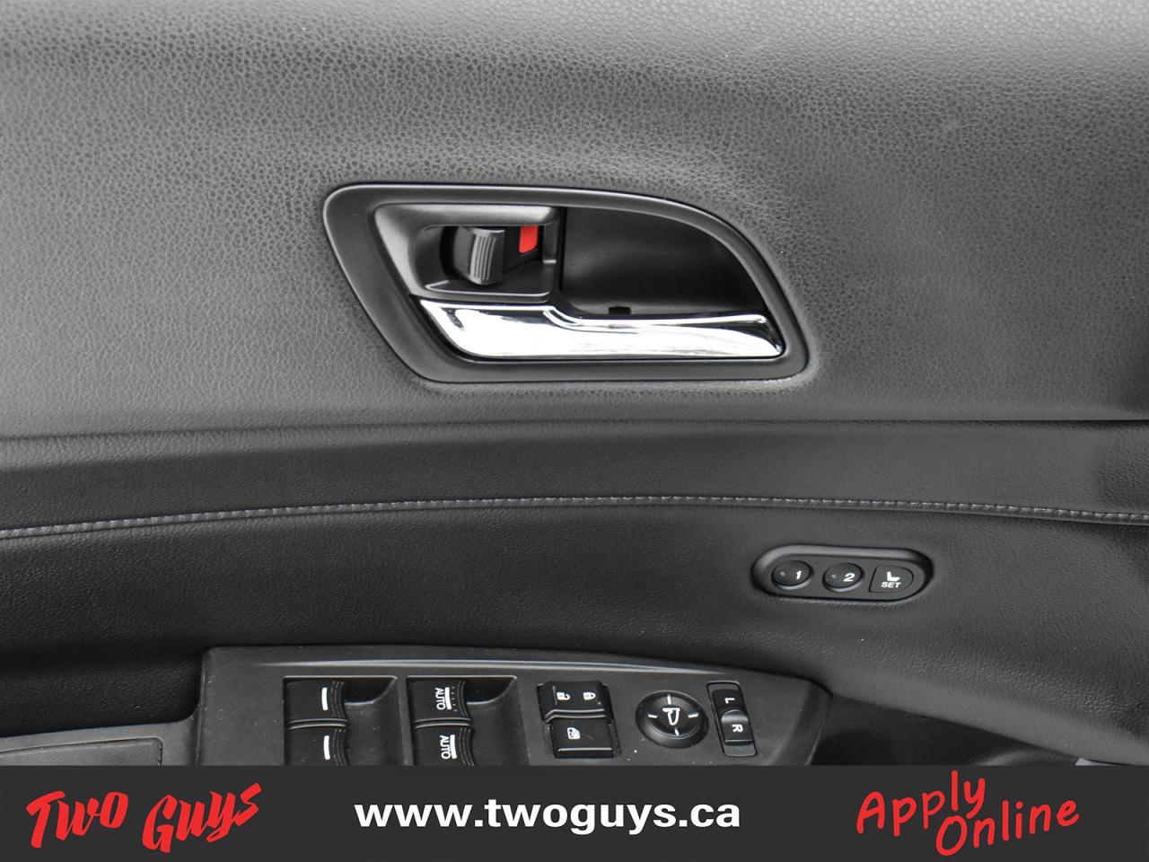 2017 Acura ILX 4dr Sdn Premium Leather Sunroof Remote Start Photo