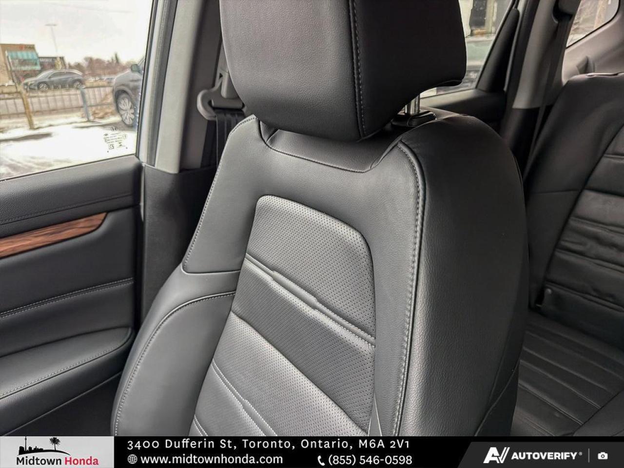 2021 Honda CR-V HONDA CERTIFIED   4 NEW TIRES   LEATHER SEATS Photo