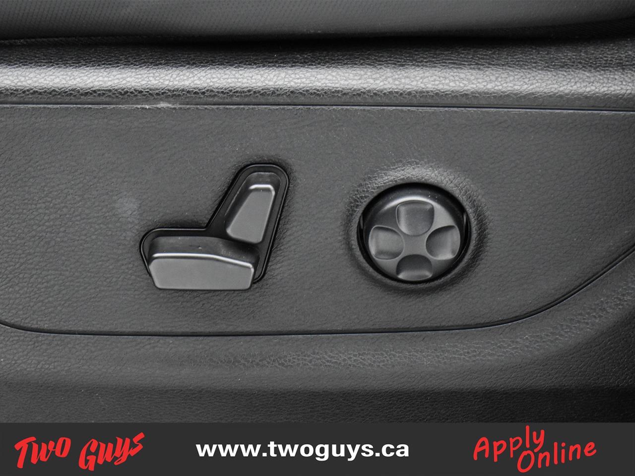 2021 RAM 1500 **RARE MOPAR `21 PKG**   5.7L Crew 4WD   Nav Photo