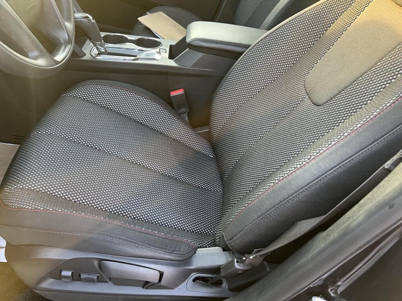 2016 Chevrolet Equinox LS Front-wheel Drive Automatic Photo