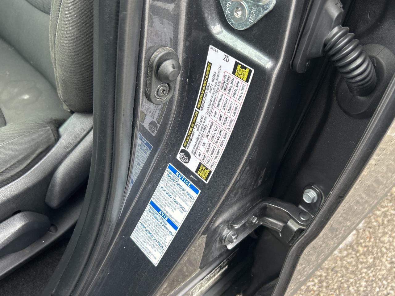 2022 Toyota RAV4 LE Photo