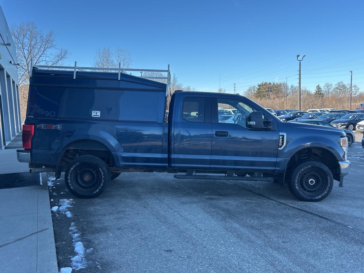 2020 Ford F-250 XLT SuperCab 8' Box Hard Cap    Clean Carfax Photo2