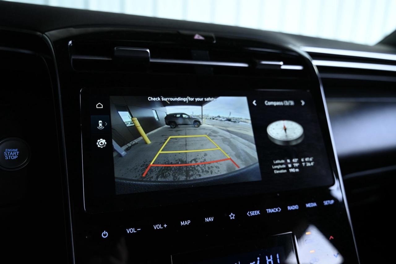 2024 Hyundai Santa Cruz Preferred/ AWD / Snow tire pkg included/ Bed Exten Photo