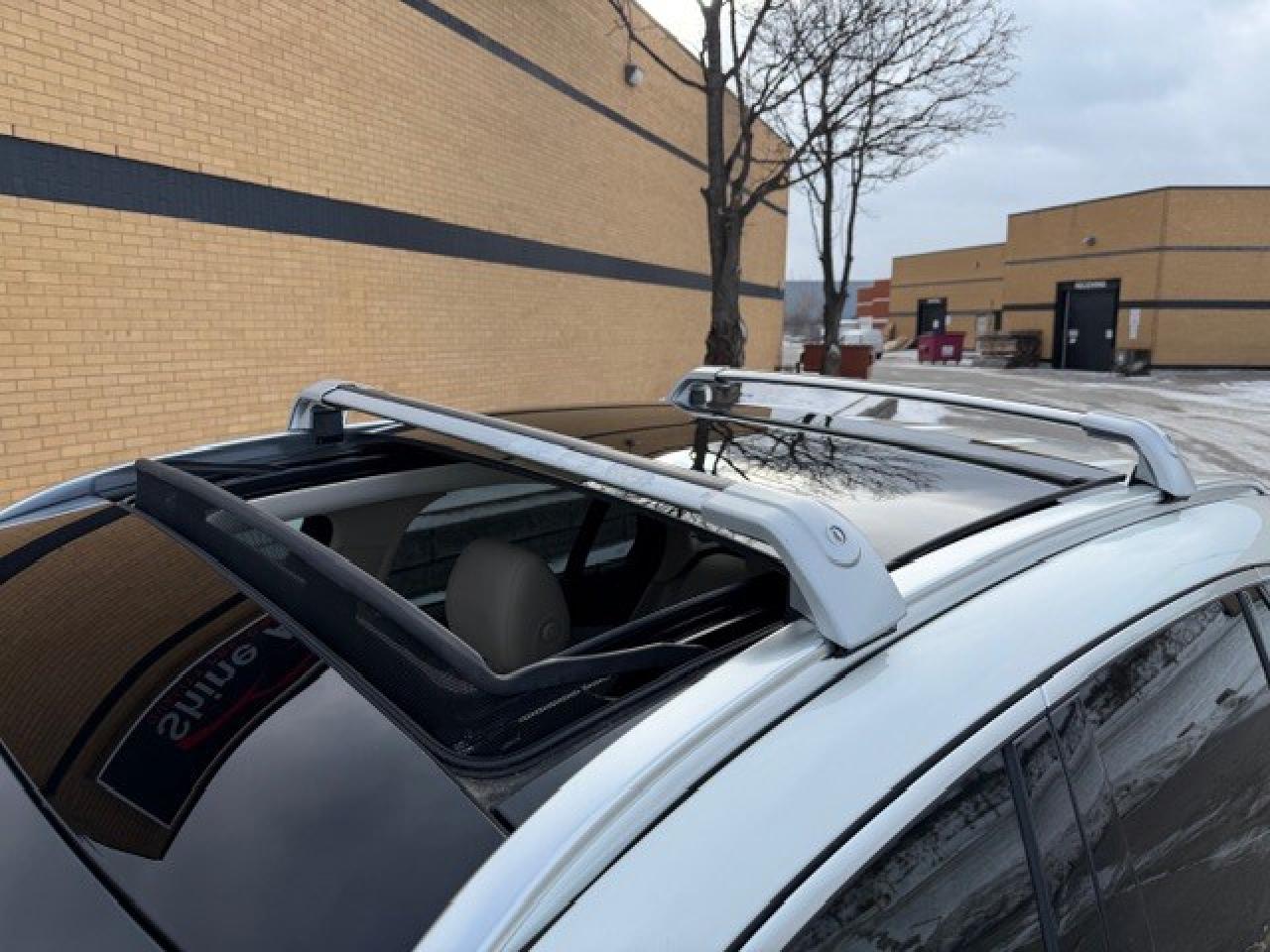 2019 Mercedes-Benz GLC 350e Plug In Hybrid 1 Owner Service Records Low km Photo