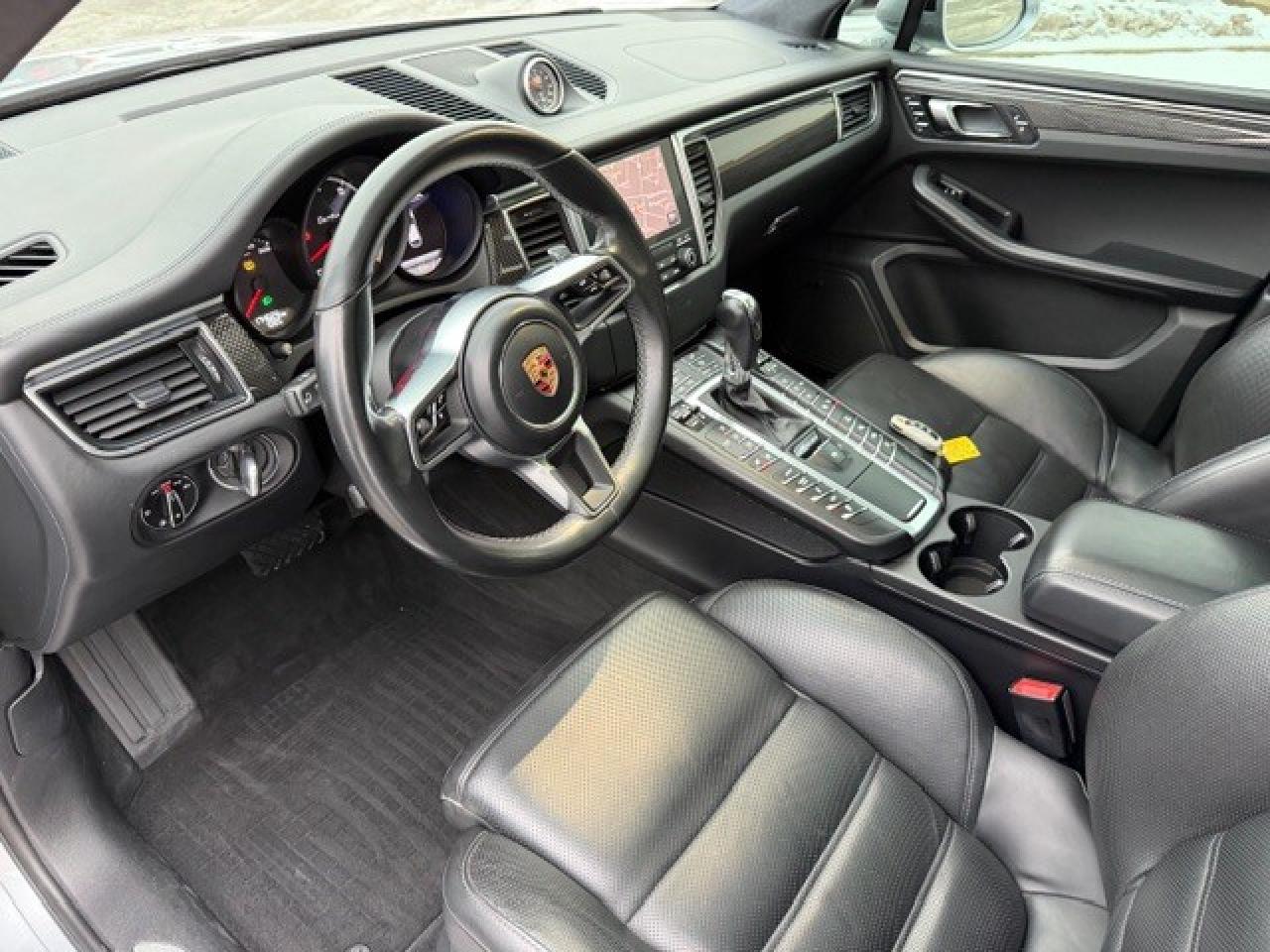 2017 Porsche Macan Turbo 2 Sets of Wheels Service History Certified Photo