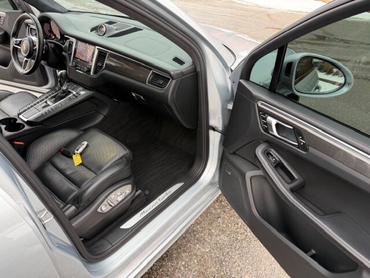 2017 Porsche Macan Turbo 2 Sets of Wheels Service History Certified Photo