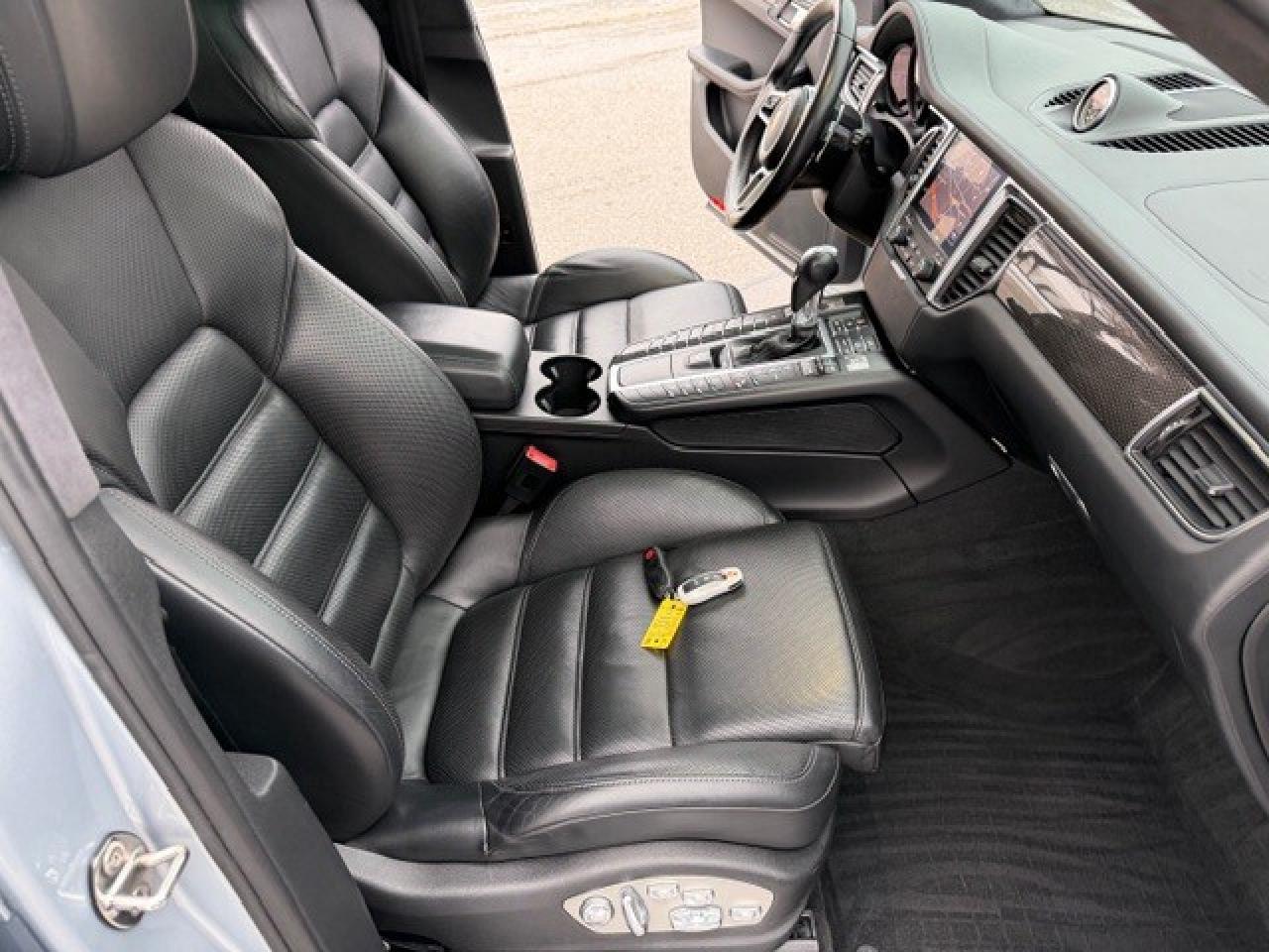 2017 Porsche Macan Turbo 2 Sets of Wheels Service History Certified Photo