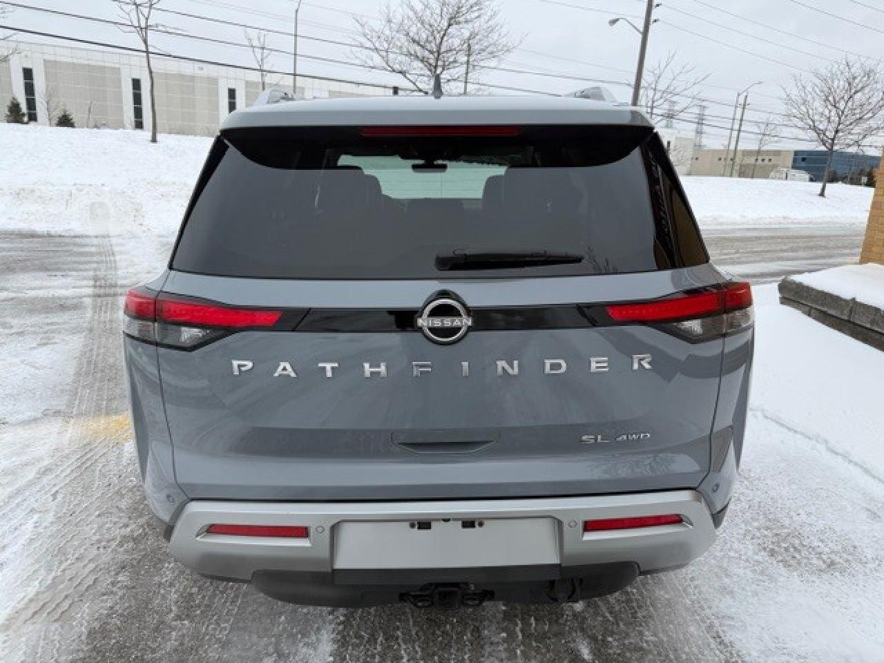 2023 Nissan Pathfinder SL 1 Owner Clean Carfax 2 Sets of wheels Certified Photo