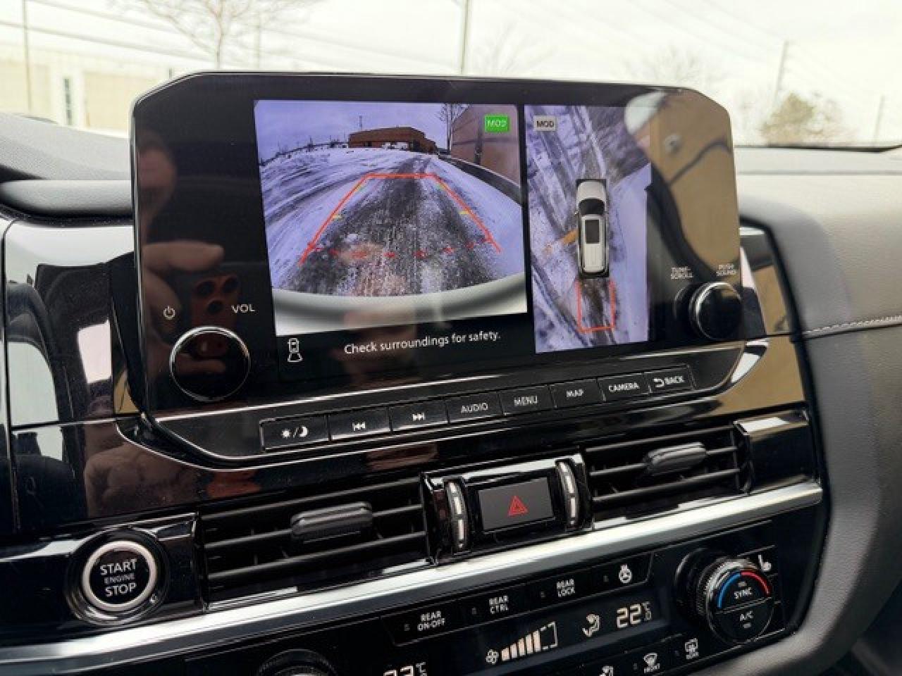 2023 Nissan Pathfinder SL 1 Owner Clean Carfax 2 Sets of wheels Certified Photo