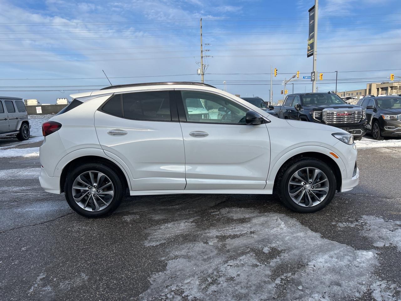 2023 Buick Encore GX AWD 4dr Essence sport touring Photo