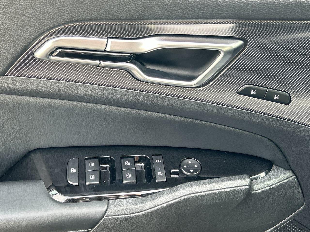 2023 Kia Sportage Hybrid SX   Power Meets Efficiency in Style HYBRID   NO A Photo