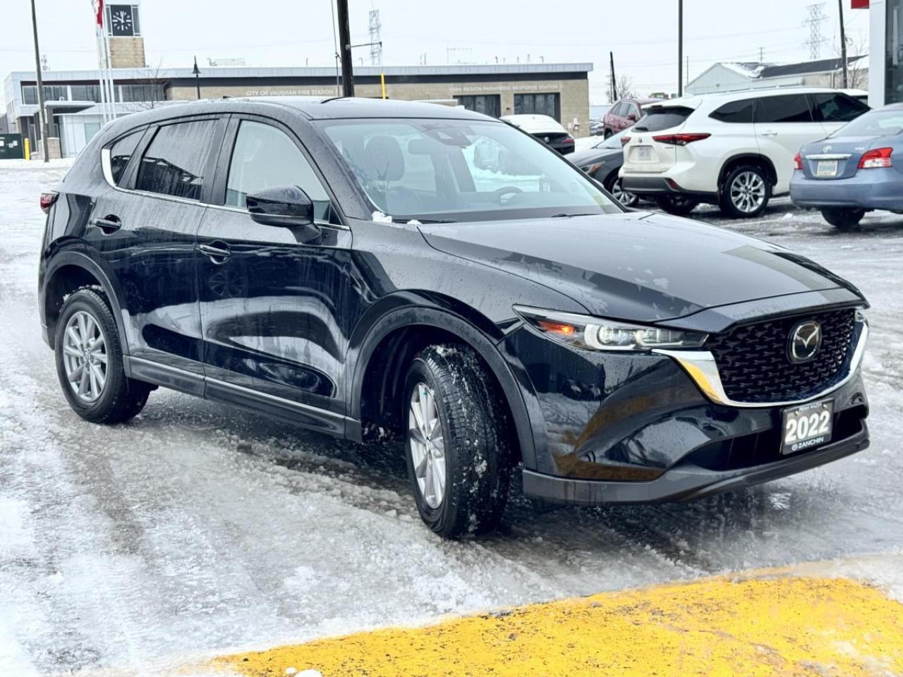 2022 Mazda CX-5 GS AWD/ ONLY 26K/ MUST SEE/ LEATHER/ BACKUP CAMERA Photo2