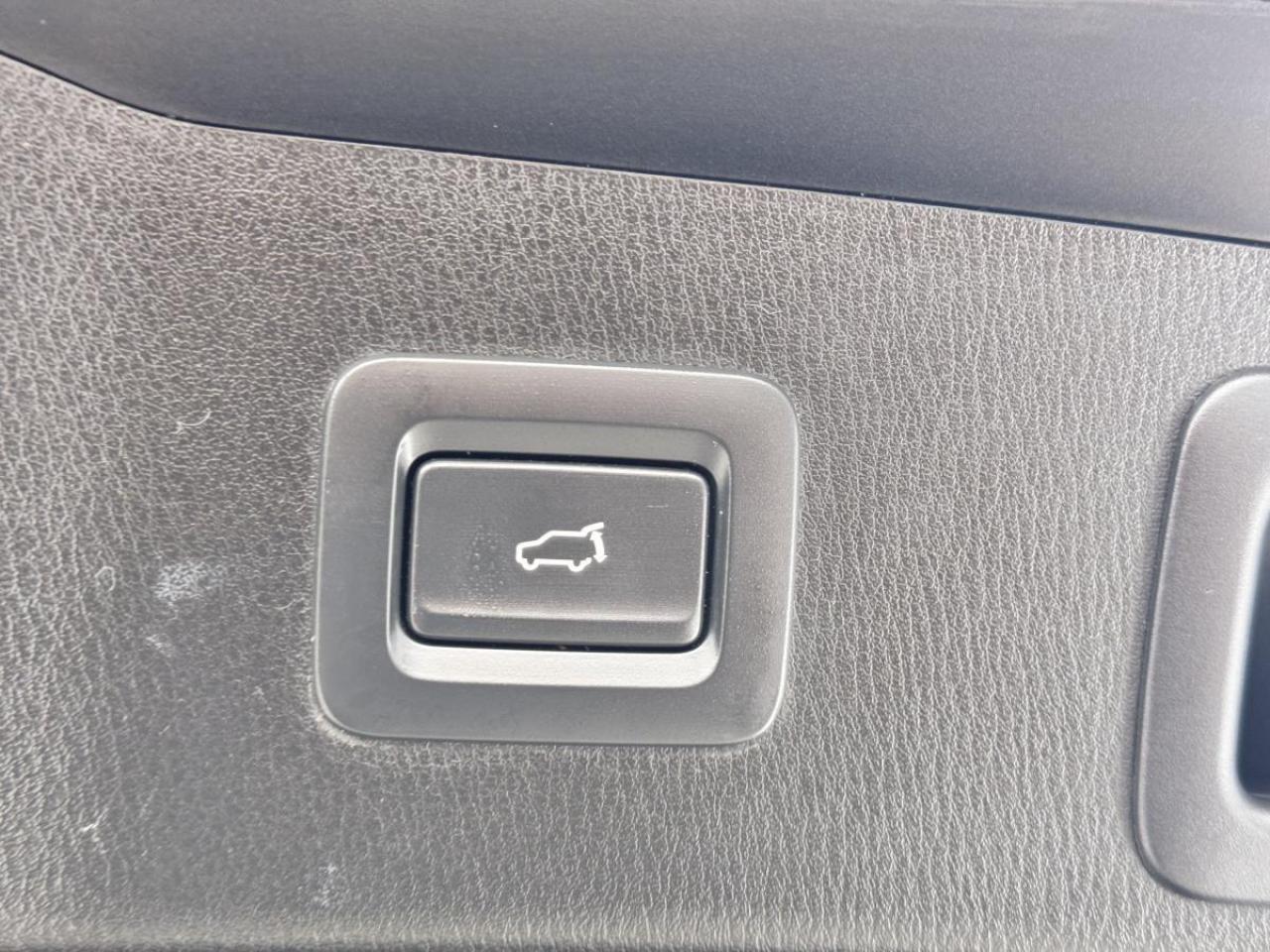 2022 Mazda CX-5 GS AWD/ ONLY 26K/ MUST SEE/ LEATHER/ BACKUP CAMERA Photo