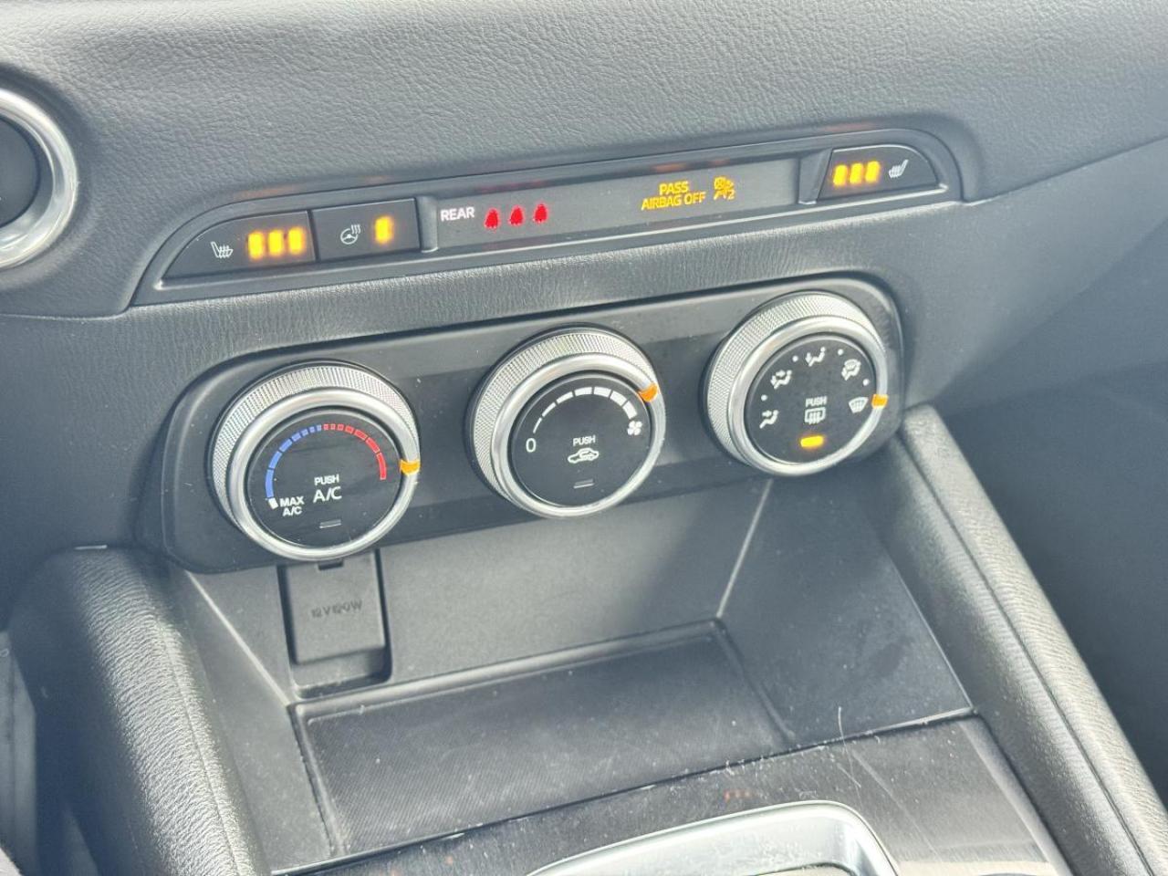 2022 Mazda CX-5 GS AWD/ ONLY 26K/ MUST SEE/ LEATHER/ BACKUP CAMERA Photo