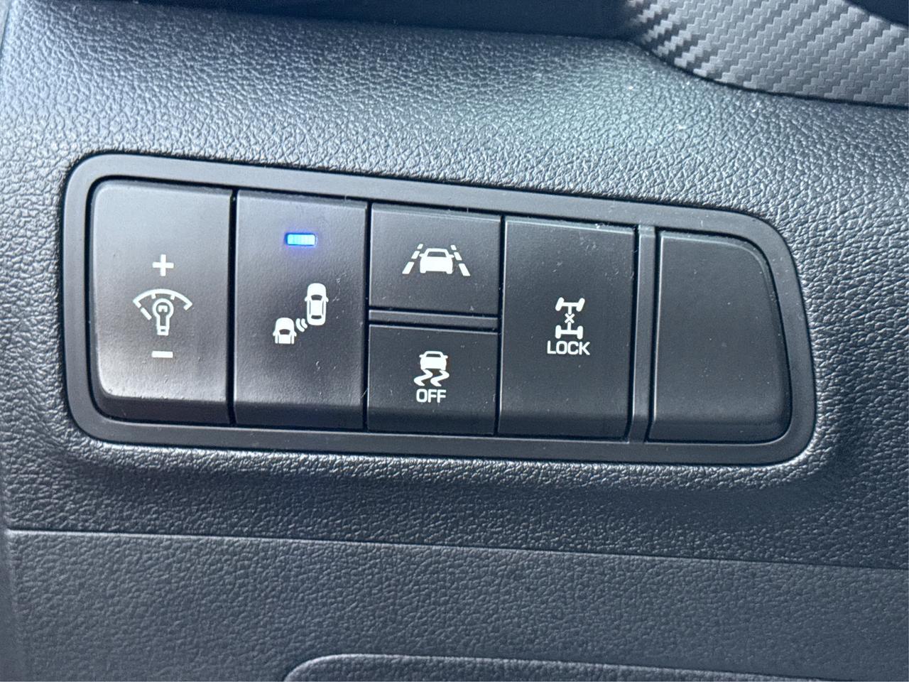 2021 Hyundai Tucson HEATED SEATS CRUISE AWD REAR CAM WE FINANCE ALL Photo