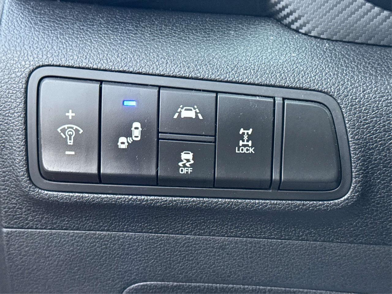 2021 Hyundai Tucson HEATED SEATS CRUISE AWD REAR CAM WE FINANCE ALL Photo