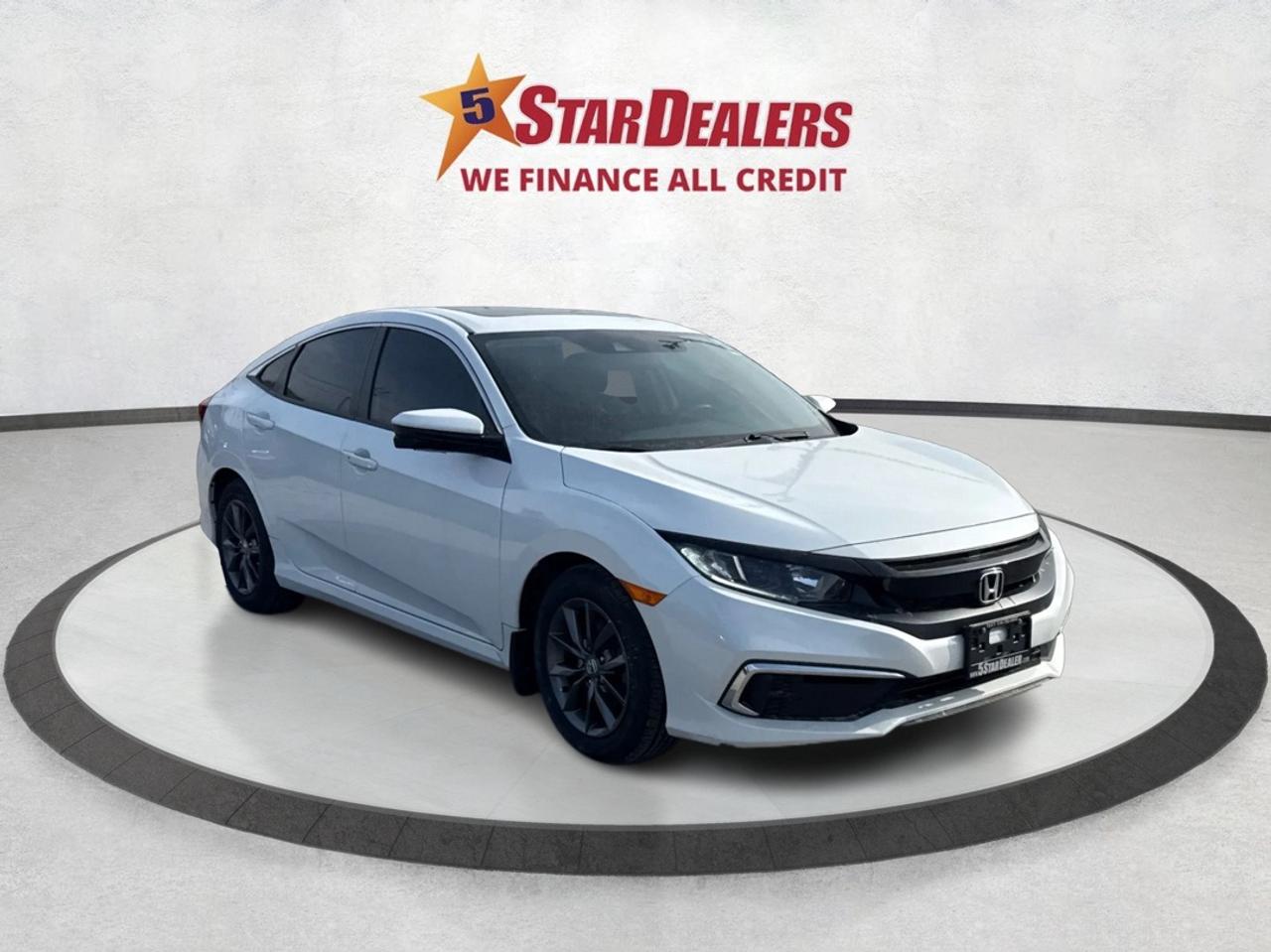 2020 Honda Civic Sedan SUNROOF MINT MUST SEE WE FINANCE ALL CREDIT Photo