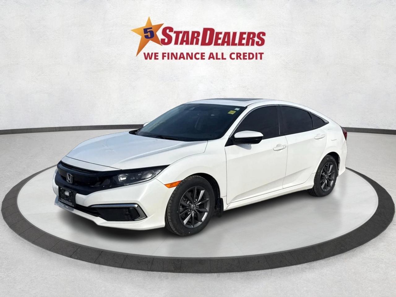 2020 Honda Civic Sedan SUNROOF MINT MUST SEE WE FINANCE ALL CREDIT Photo