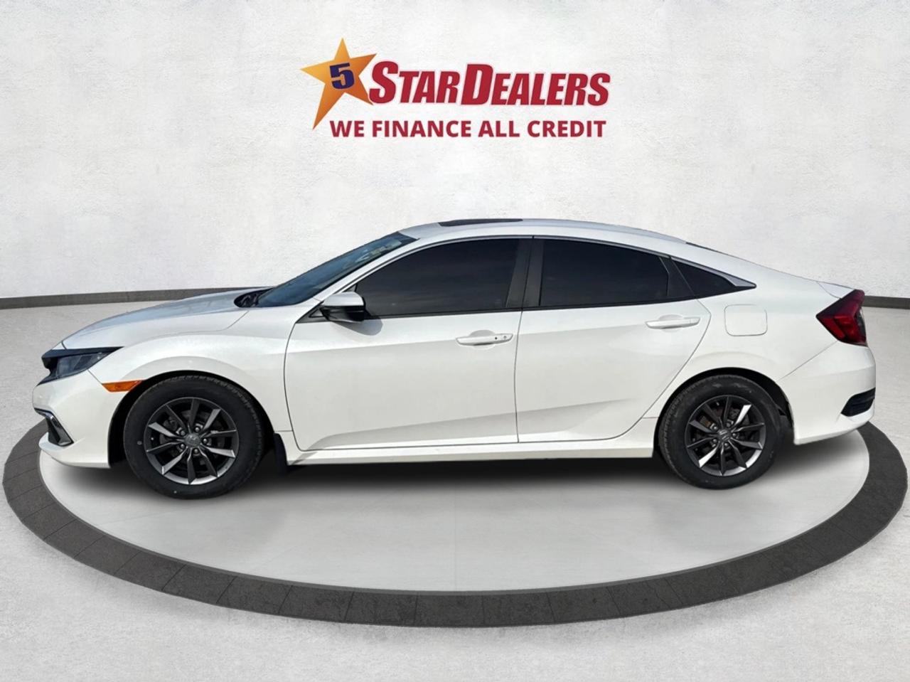 2020 Honda Civic Sedan SUNROOF MINT MUST SEE WE FINANCE ALL CREDIT Photo3