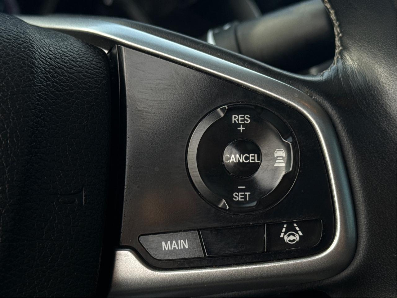 2020 Honda Civic Sedan SUNROOF MINT MUST SEE WE FINANCE ALL CREDIT Photo