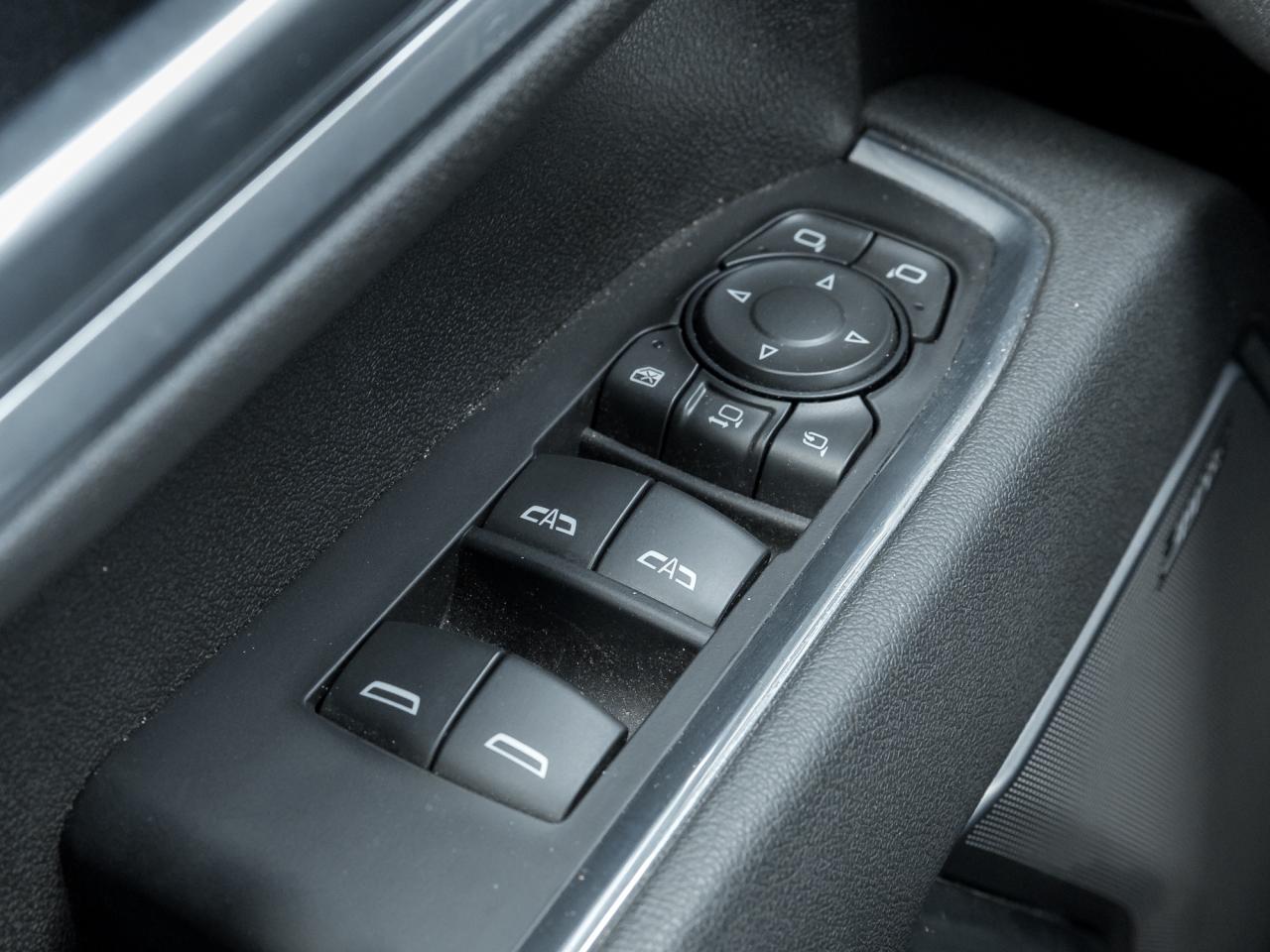 2025 Chevrolet SILVERADO 2500HD 4WD Crew Cab 159  High Country   Local trade! Photo