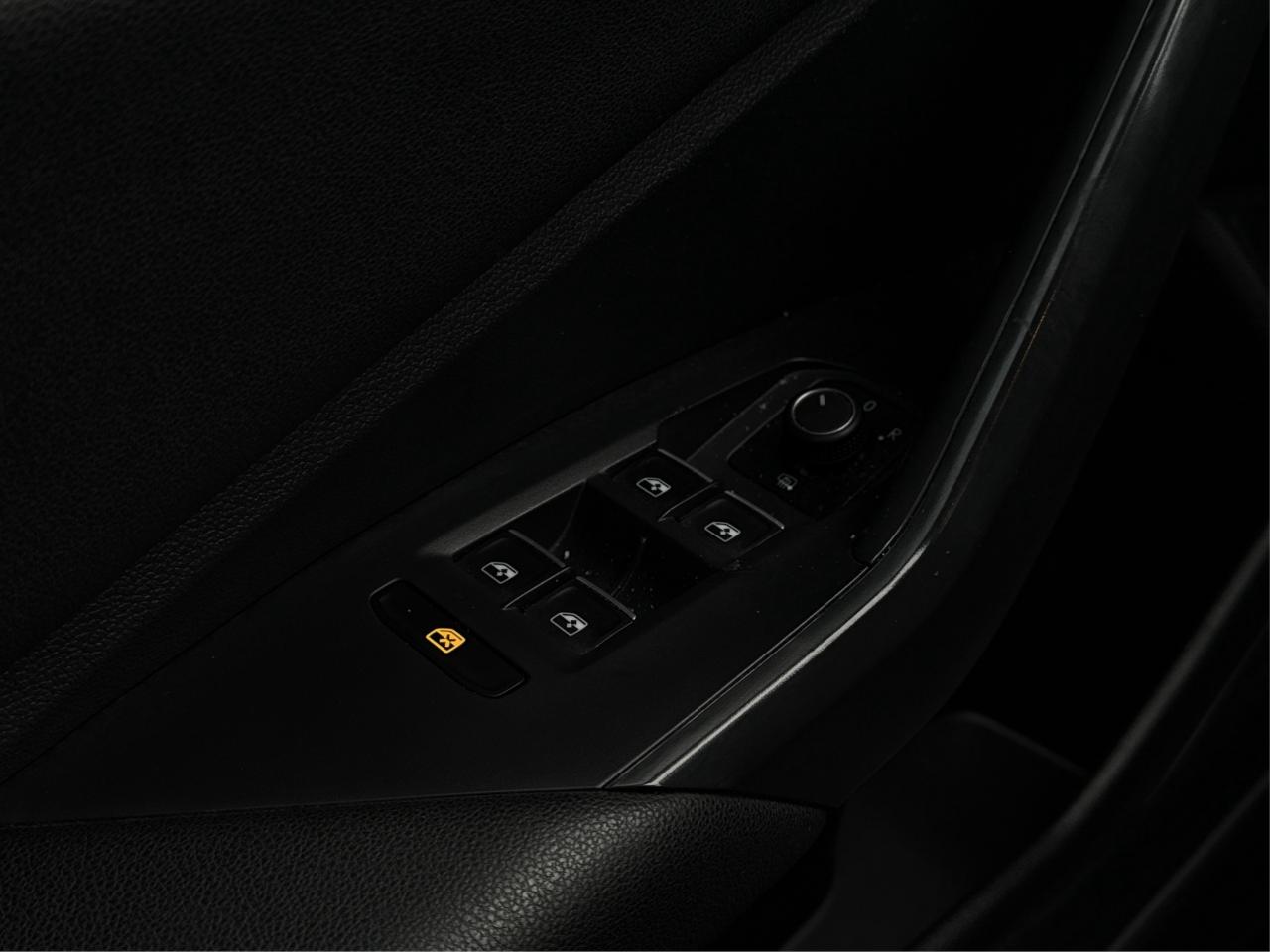 2021 Volkswagen Jetta LEATHER SUNROOF HEATED SEATS WE FINANCE ALL CREDIT Photo