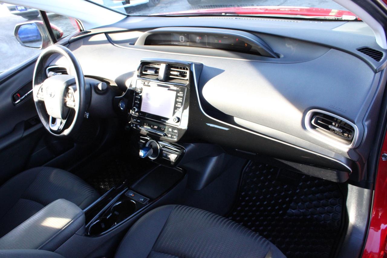 2021 Toyota Prius Prime Upgrade Auto   No Accident   Clean Carfax Photo