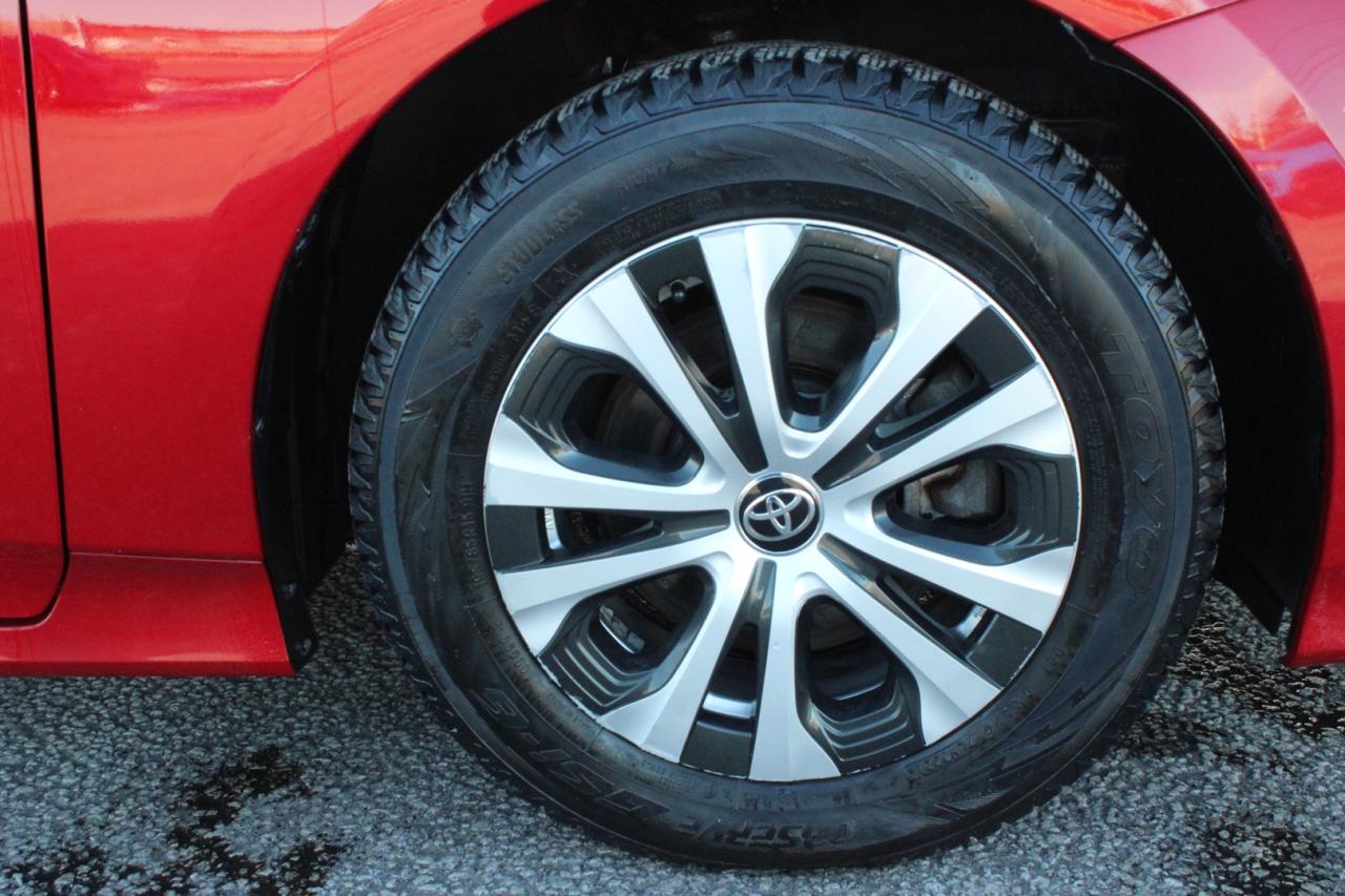 2021 Toyota Prius Prime Upgrade Auto   No Accident   Clean Carfax Photo