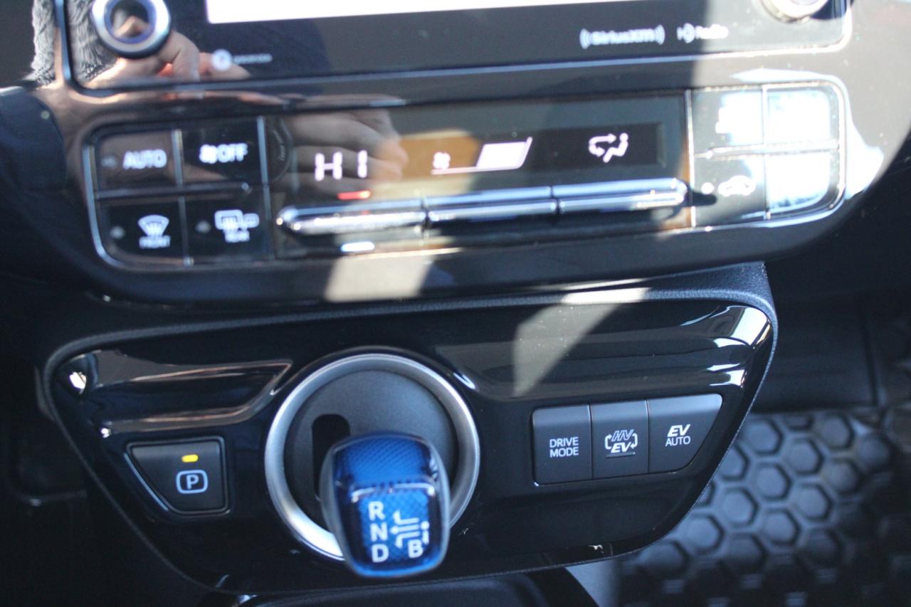 2021 Toyota Prius Prime Upgrade Auto   No Accident   Clean Carfax Photo