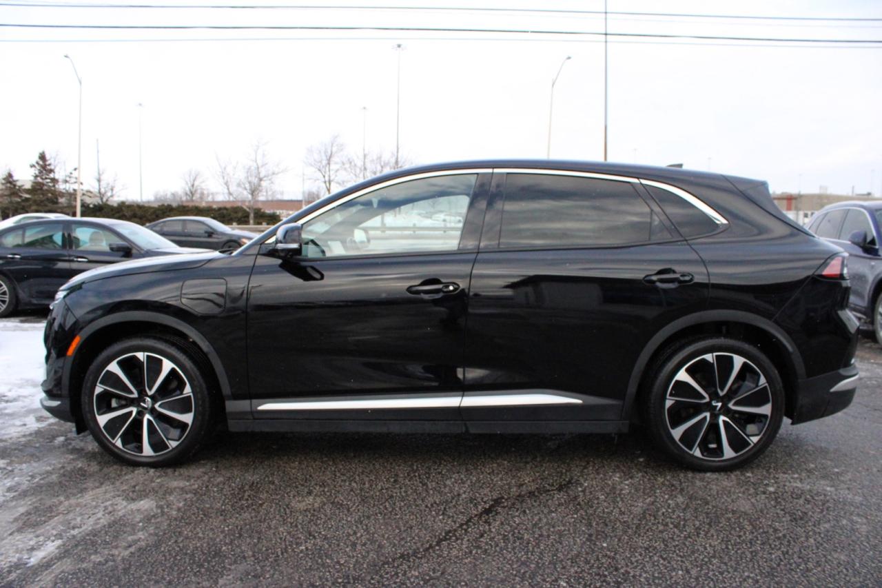 2023 VinFast VF 8 City Edition PLUS   No Accident   Clean Carfax Photo