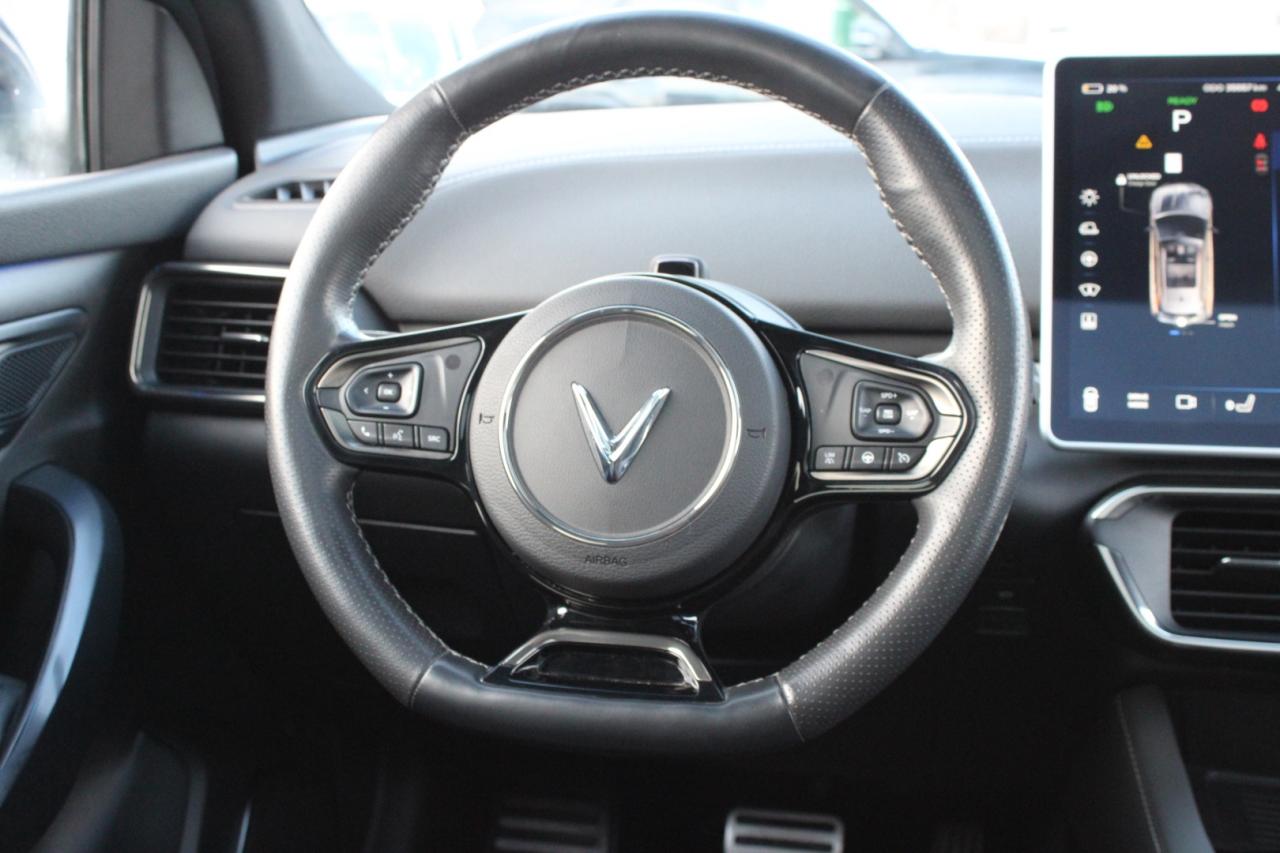2023 VinFast VF 8 City Edition PLUS   No Accident   Clean Carfax Photo