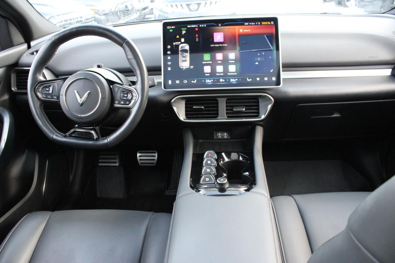 2023 VinFast VF 8 City Edition PLUS   No Accident   Clean Carfax Photo