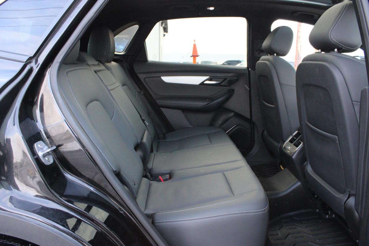 2023 VinFast VF 8 City Edition PLUS   No Accident   Clean Carfax Photo