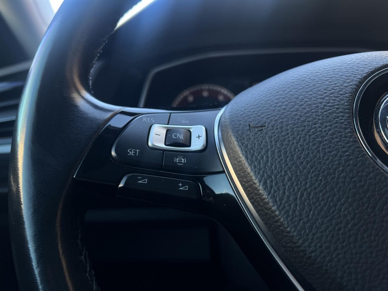 2019 Volkswagen Jetta Highline   Leather   Sunroof   Push Start Photo