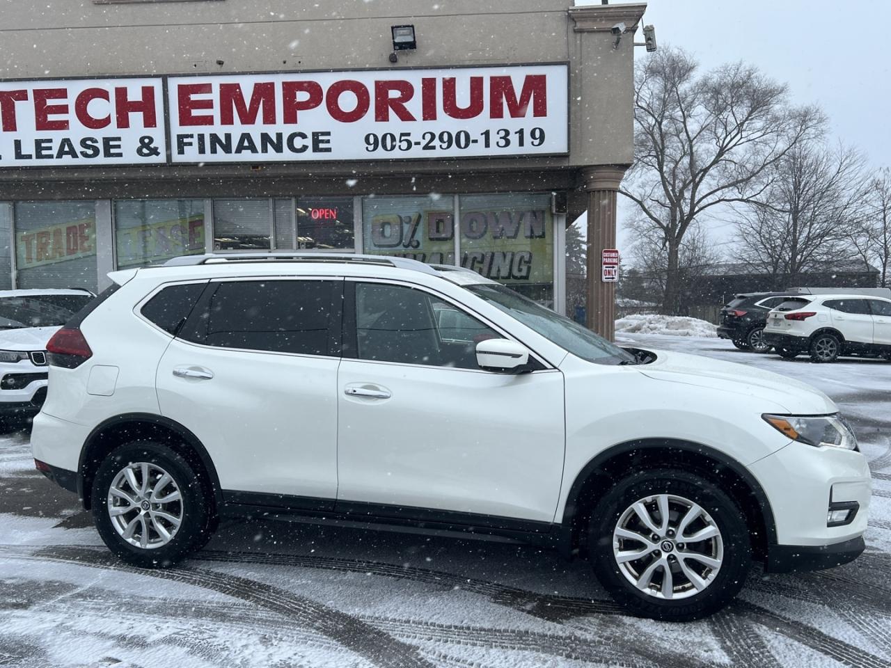 2020 Nissan Rogue SV AWD Pearl White   Pano Roof   Htd Seats   Blind Photo