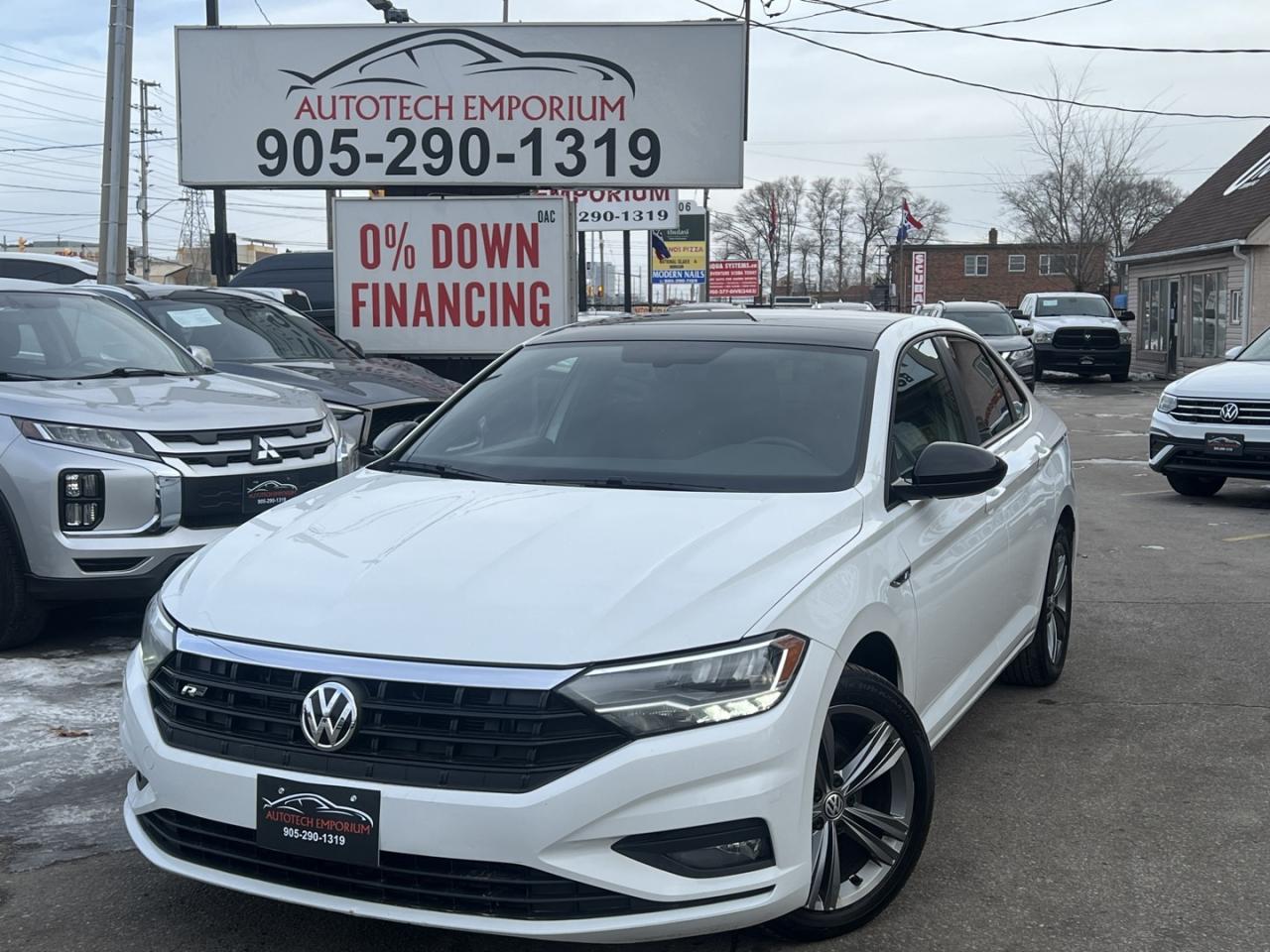 2020 Volkswagen Jetta Highline R Line   Htd Rear Seats   Amb Light   Sun Photo0