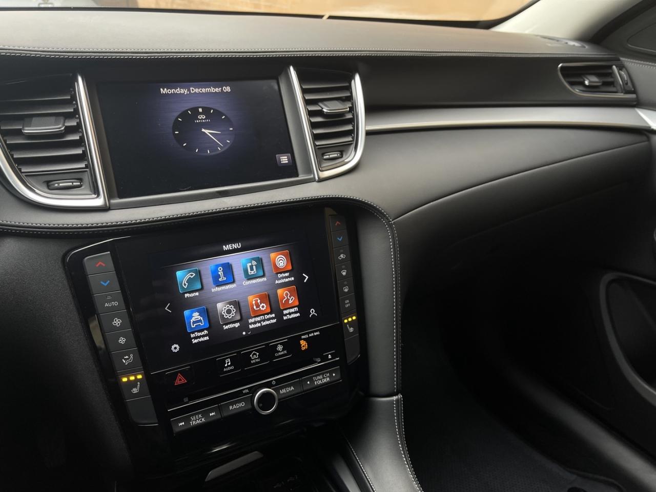 2021 Infiniti QX50 LUXE AWD Pearl white Leather   PRO PILOT   Htd Sea Photo