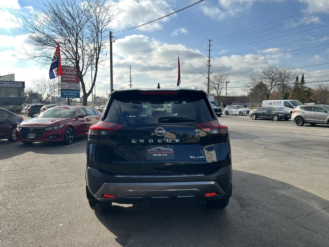 2023 Nissan Rogue SL AWD   Leather   Pano Roof   Navi Photo