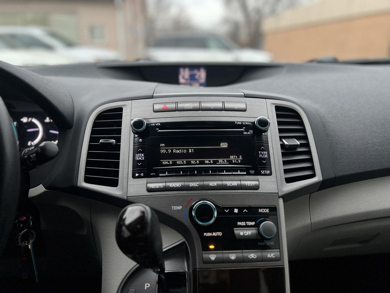 2011 Toyota Venza AWD V6   Alloys   Cruise Control   Power Options Photo