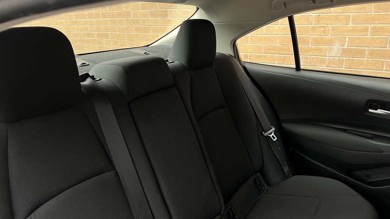 2021 Toyota Corolla LE   Htd Seats   Rev Cam   Lane Dep Photo