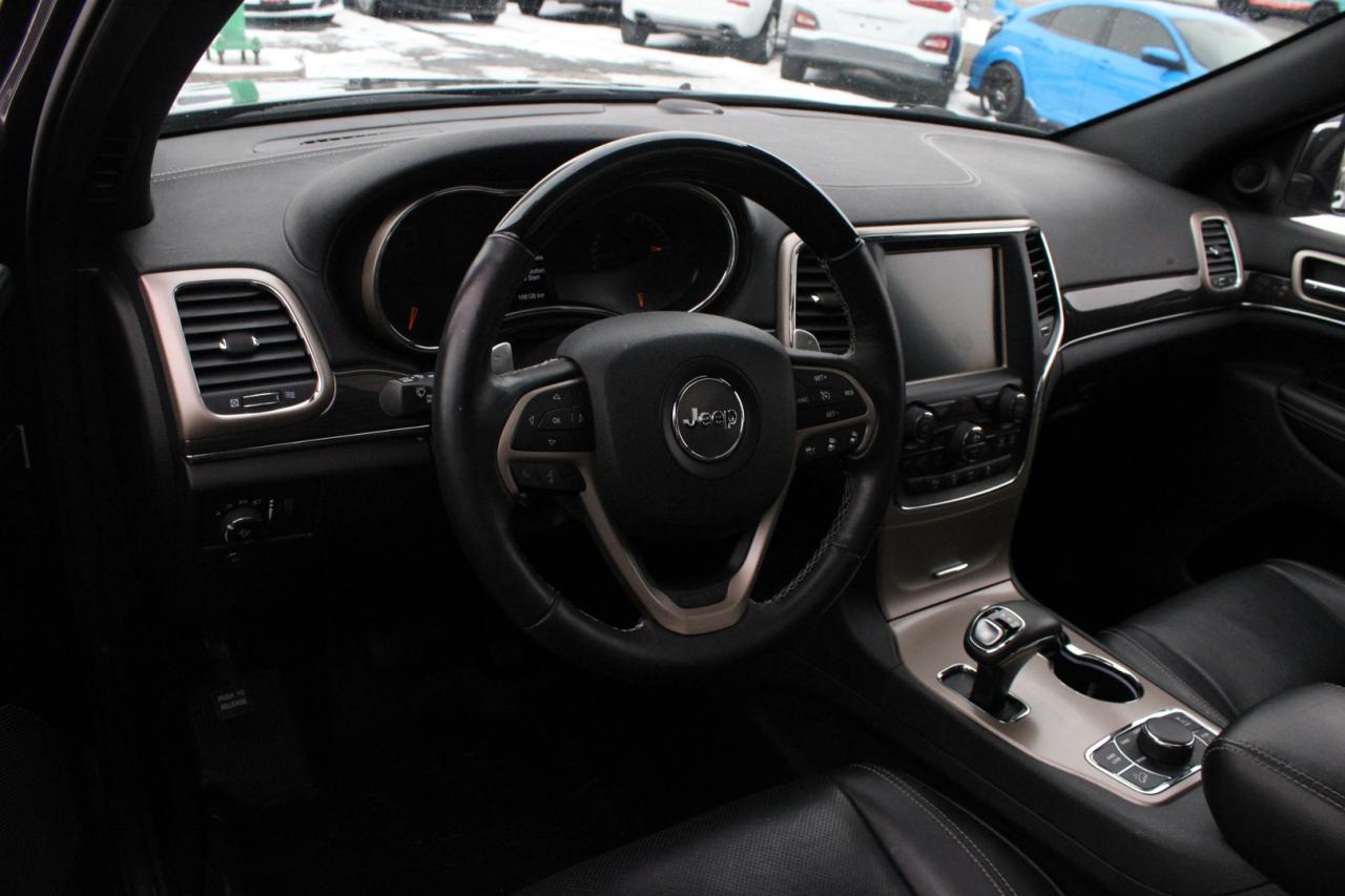 2015 Jeep Grand Cherokee Overland 4WD No Accident Clean Carfax CERTIFIED Photo