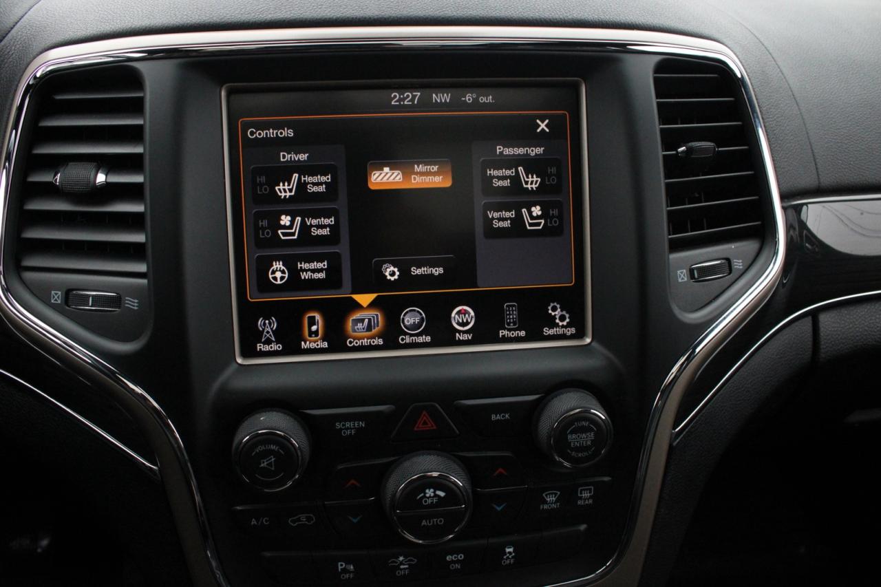 2015 Jeep Grand Cherokee Overland 4WD No Accident Clean Carfax CERTIFIED Photo