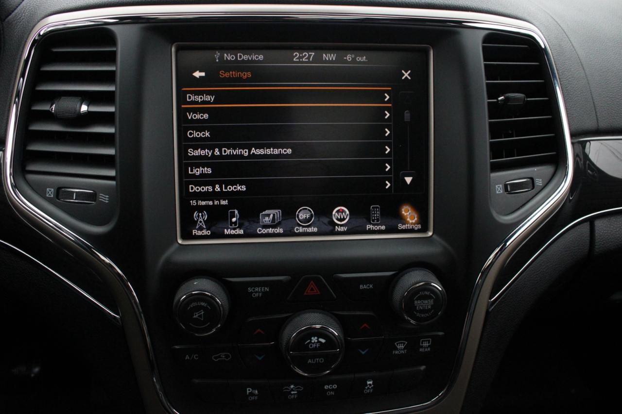 2015 Jeep Grand Cherokee Overland 4WD No Accident Clean Carfax CERTIFIED Photo