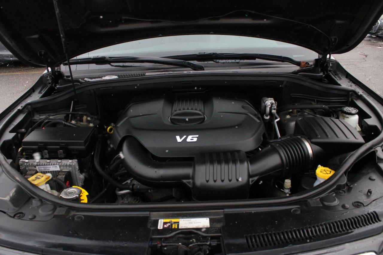 2015 Jeep Grand Cherokee Overland 4WD No Accident Clean Carfax CERTIFIED Photo