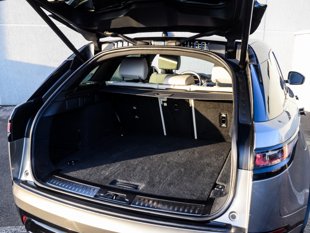 2022 Land Rover Range Rover Velar V6 RARE SILICON SILVER MERIDIAN SOUND Photo