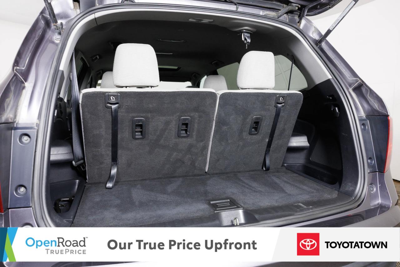 2016 Honda Pilot EX! LOADED! LOW MILEAGE! Photo