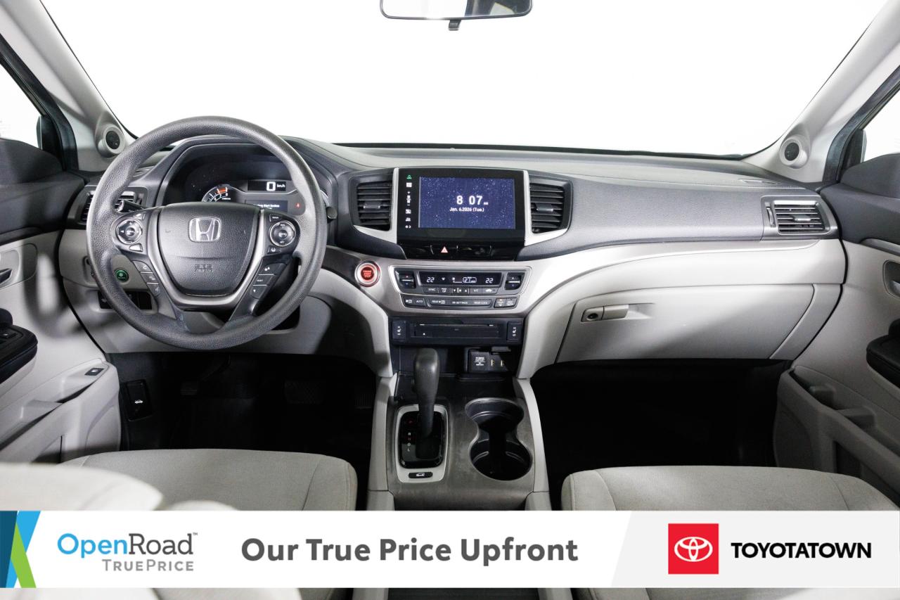 2016 Honda Pilot EX! LOADED! LOW MILEAGE! Photo