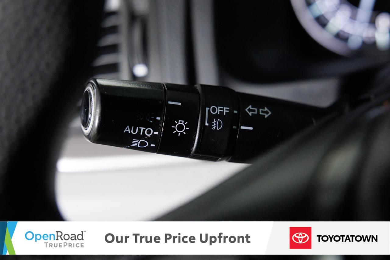 2016 Honda Pilot EX! LOADED! LOW MILEAGE! Photo