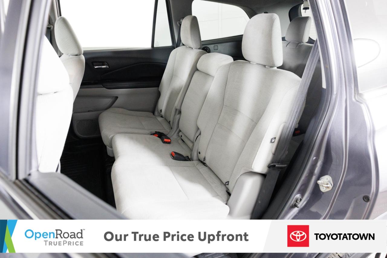 2016 Honda Pilot EX! LOADED! LOW MILEAGE! Photo