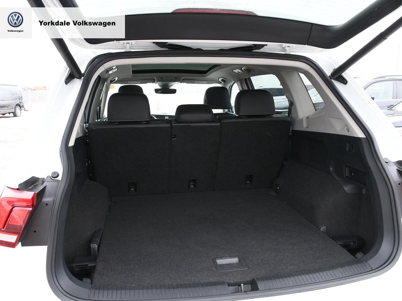 2021 Volkswagen Tiguan 4Motion Photo